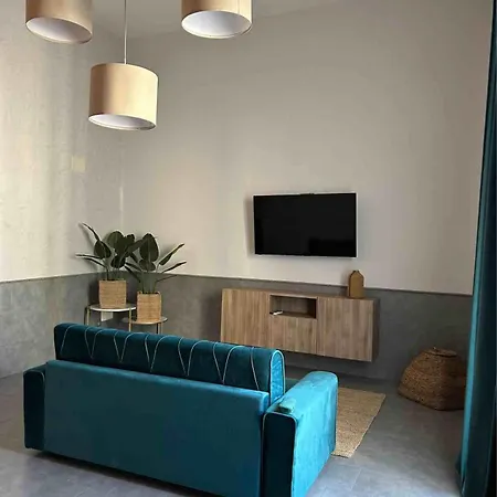 A Un Passo Dal Castello Maschio Angioino