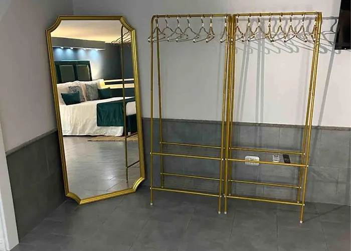 A Un Passo Dal Castello Maschio Angioino Apartament Neapol