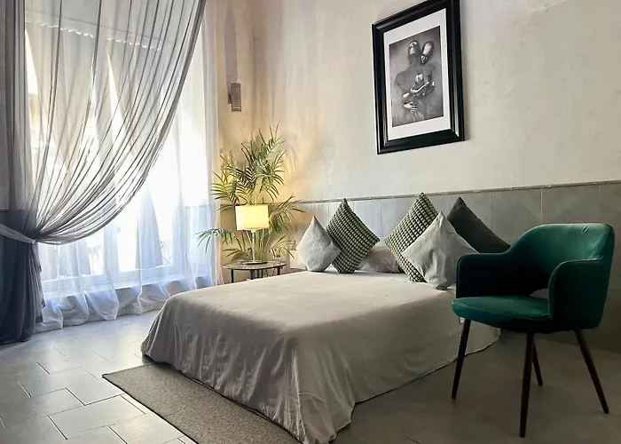 A Un Passo Dal Castello Maschio Angioino Apartament Neapol
